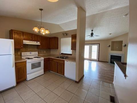 1705 Bluhm Rd, Columbus, OH 43223 photo 3