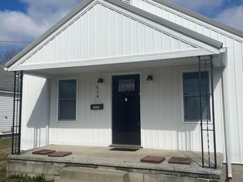 654 E Mark St, Marion, OH 43302 photo 1