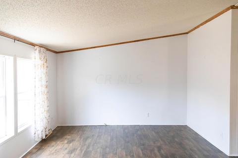 60001 Mount Olive Rd, Mcarthur, OH 45651 photo 10
