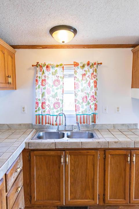 60001 Mount Olive Rd, Mcarthur, OH 45651 photo 16