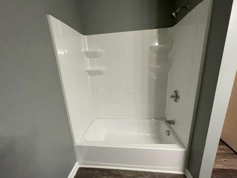2210 E Audrey Dr, Newark, OH 43055 photo 5