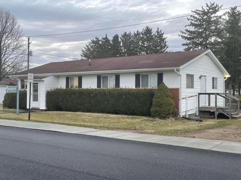 104 N 9th, Hebron, OH 43025