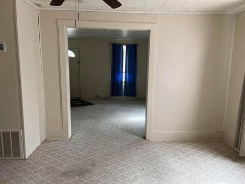 121 N Valley St, Corning, OH 43730 photo 5