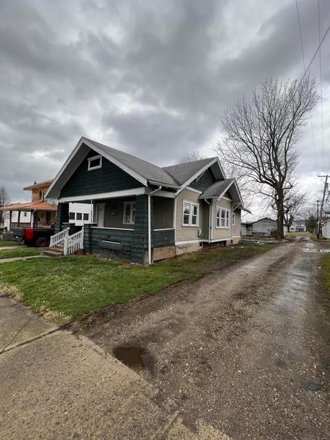 318 N Light St, Springfield, OH 45504 photo 3