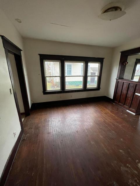 318 N Light St, Springfield, OH 45504 photo 7