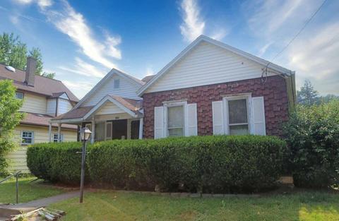 106 S Rogers St, Mount Vernon, OH 43050