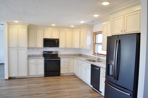 3288 Ebersole Rd, Springfield, OH 45502 photo 5