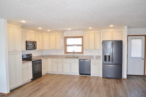 3288 Ebersole Rd, Springfield, OH 45502 photo 3