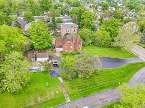 1230 E High St, Springfield, OH 45505 photo 4