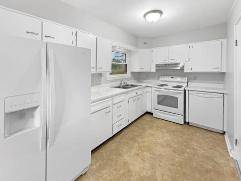 35 Lancaster Dr, Heath, OH 43056 photo 6
