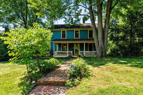 93 E New England Ave, Worthington, OH 43085 photo 3
