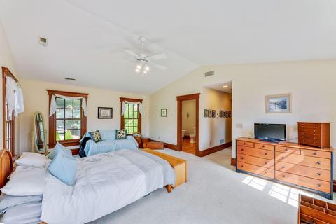 93 E New England Ave, Worthington, OH 43085 photo 36