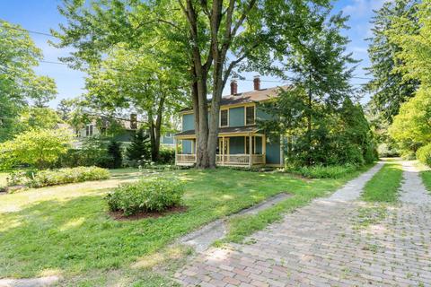 93 E New England Ave, Worthington, OH 43085 photo 2