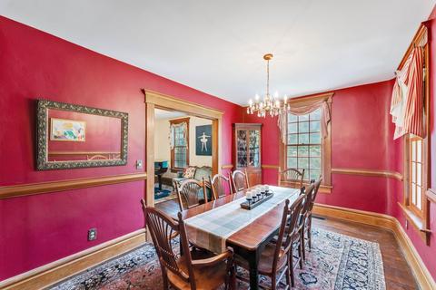 93 E New England Ave, Worthington, OH 43085 photo 11