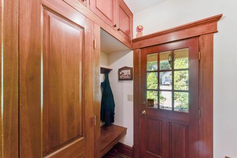 93 E New England Ave, Worthington, OH 43085 photo 29