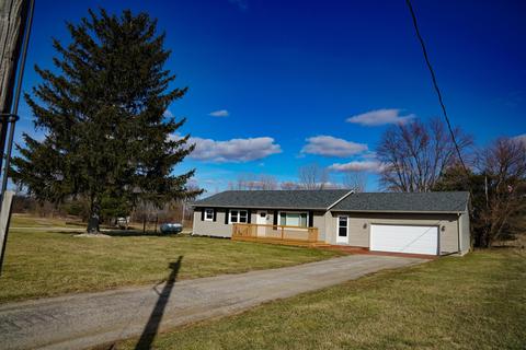 3001 Glenville Rd, Bucyrus, OH 44820