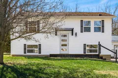 6437 Putnam Dr, Circleville, OH 43113 photo 2