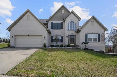 2115 Ross Estates Dr, Hamilton, OH 45013