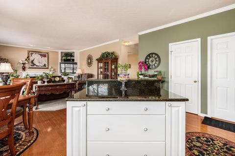 180 Trail E, Pataskala, OH 43062 photo 17
