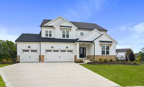 2356 Jaxton Ct, Lewis Center, OH 43035