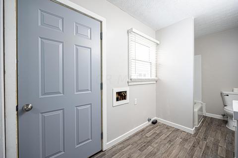 801 E 6th Ave, Lancaster, OH 43130 photo 4