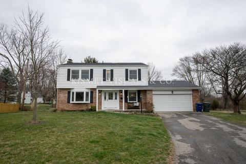 892 Kennet Ct, Columbus, OH 43220