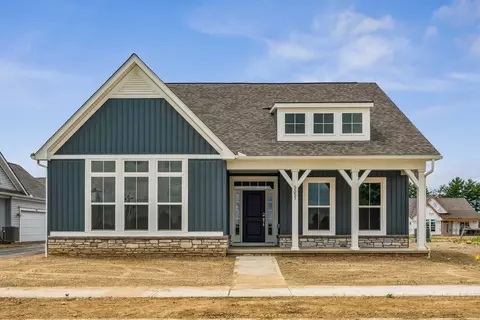 5551 Jessica Ln E, Powell, OH 43065