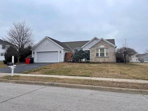 1952 Bald Eagle Dr, Grove City, OH 43123