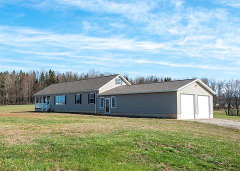 2226 Airport Rd, New Lexington, OH 43764