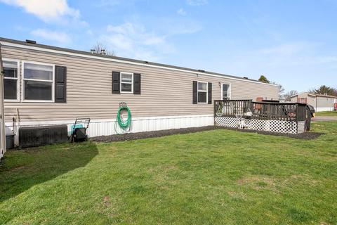 189 Spruce Ridge Dr, South Bloomfield, OH 43103