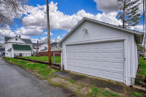 351 E Franklin St, Circleville, OH 43113 photo 9