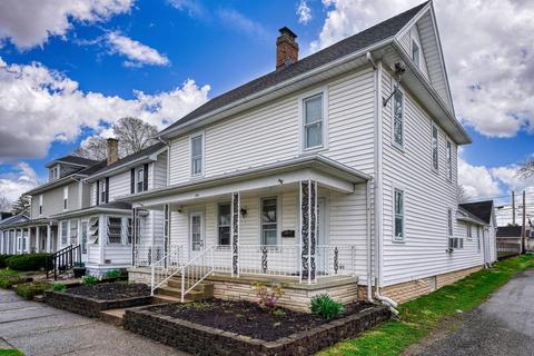 351 E Franklin St, Circleville, OH 43113 photo 2