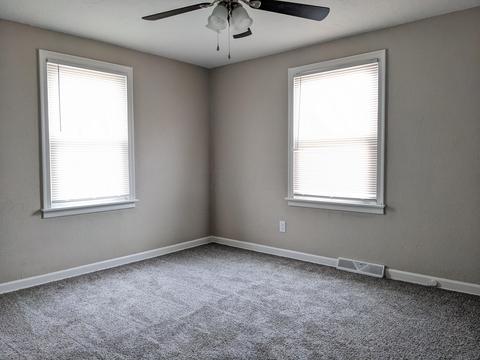 1325 Red Oaks Cir, Springfield, OH 45506 photo 8