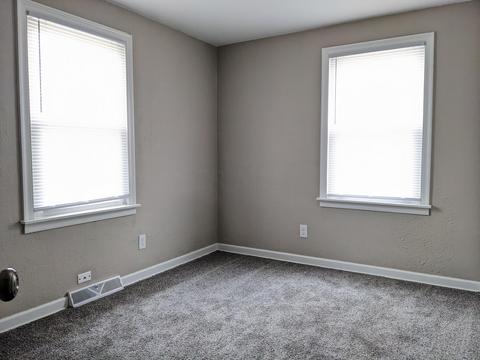 1325 Red Oaks Cir, Springfield, OH 45506 photo 10