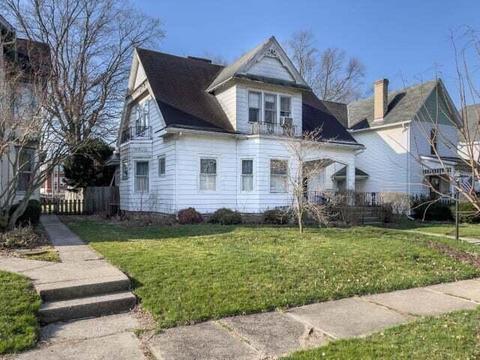 211 Lafayette Ave, Urbana, OH 43078