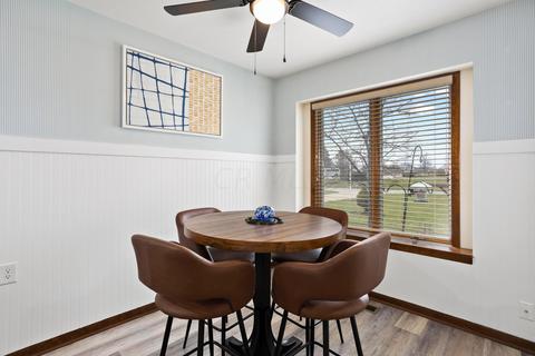 810 Martha Dr, Huron, OH 44839 photo 3