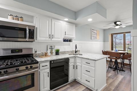 810 Martha Dr, Huron, OH 44839 photo 9