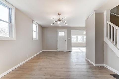1299 S Yellow Springs St, Springfield, OH 45506 photo 6