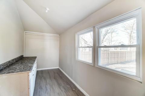 1299 S Yellow Springs St, Springfield, OH 45506 photo 17