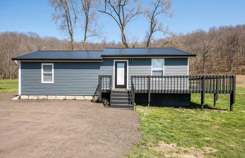 7445 Crooks Rd SW, Lancaster, OH 43130