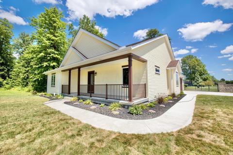 210 Sycamore Dr, Lakeview, OH 43331
