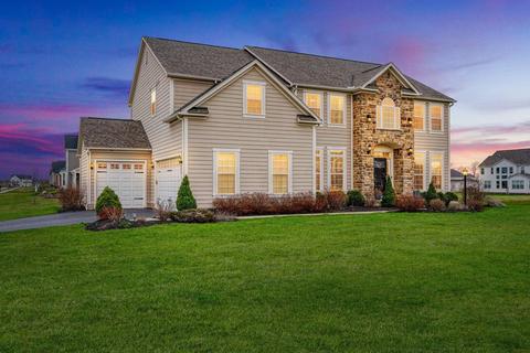 5890 Laurel Ln, Delaware, OH 43015