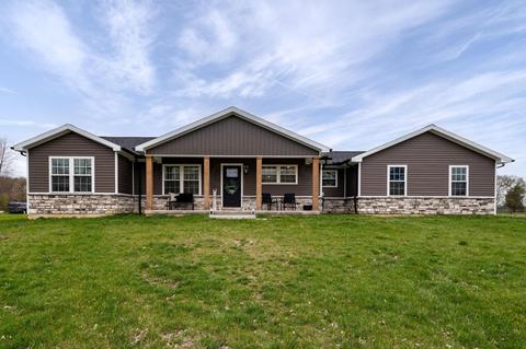 2536 Moorefield Rd, Springfield, OH 45502 photo 1