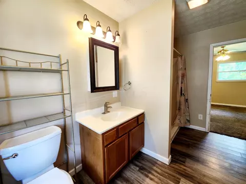 6451 Putnam Dr, Circleville, OH 43113 photo 5
