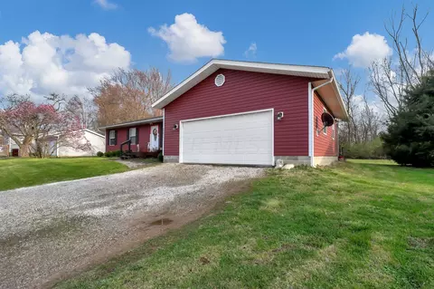 6451 Putnam Dr, Circleville, OH 43113 photo 13