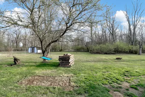 6451 Putnam Dr, Circleville, OH 43113 photo 14