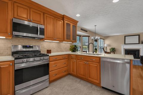 141 Sandstone Loop E, Westerville, OH 43081 photo 9
