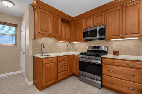 141 Sandstone Loop E, Westerville, OH 43081 photo 10