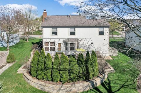 141 Sandstone Loop E, Westerville, OH 43081 photo 2