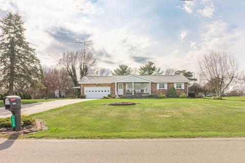 1517 Crissinger Rd, Marion, OH 43302